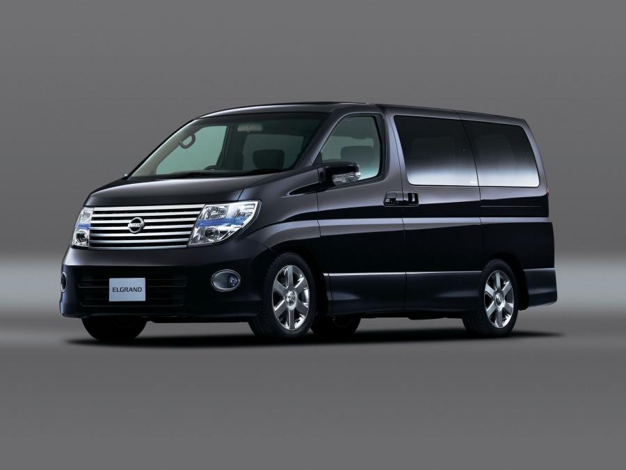  Nissan Elgrand 2002 года  (фото 10 из 23)